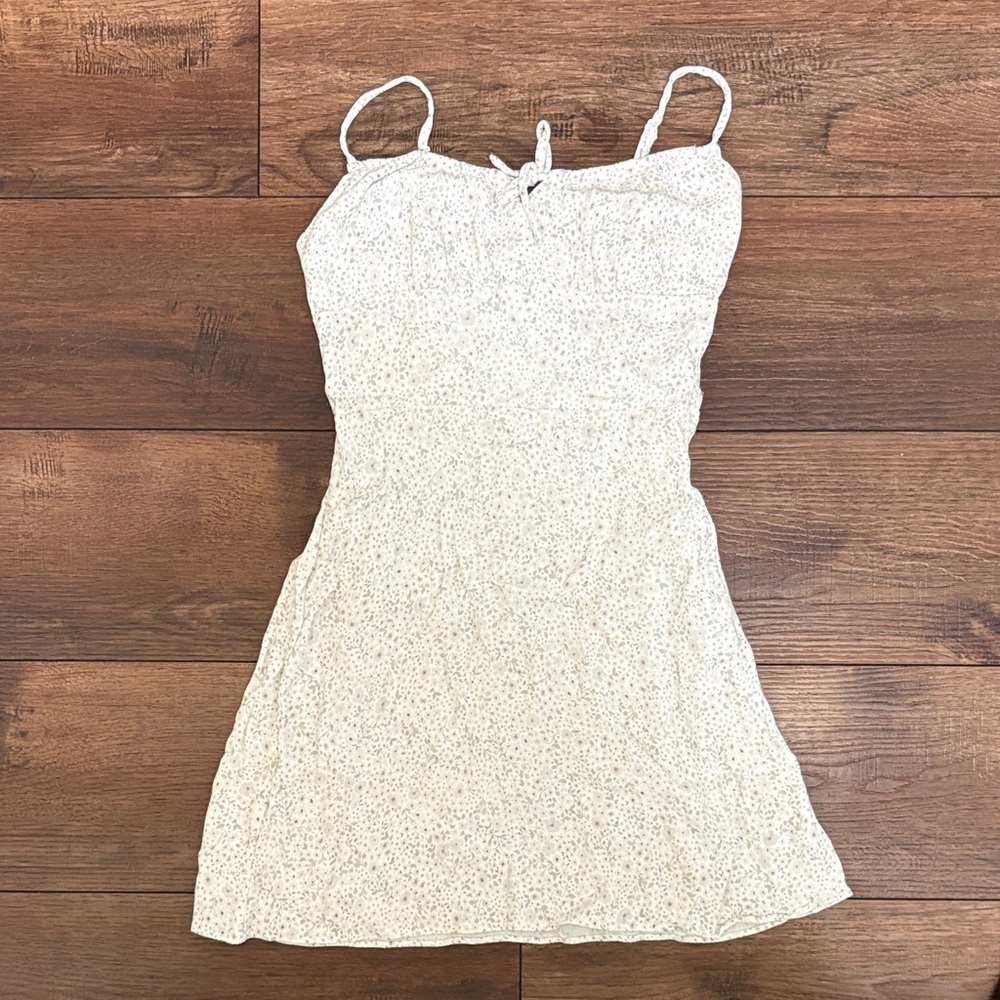 Wilfred Bellow Mini Dress - Picture 1 of 4